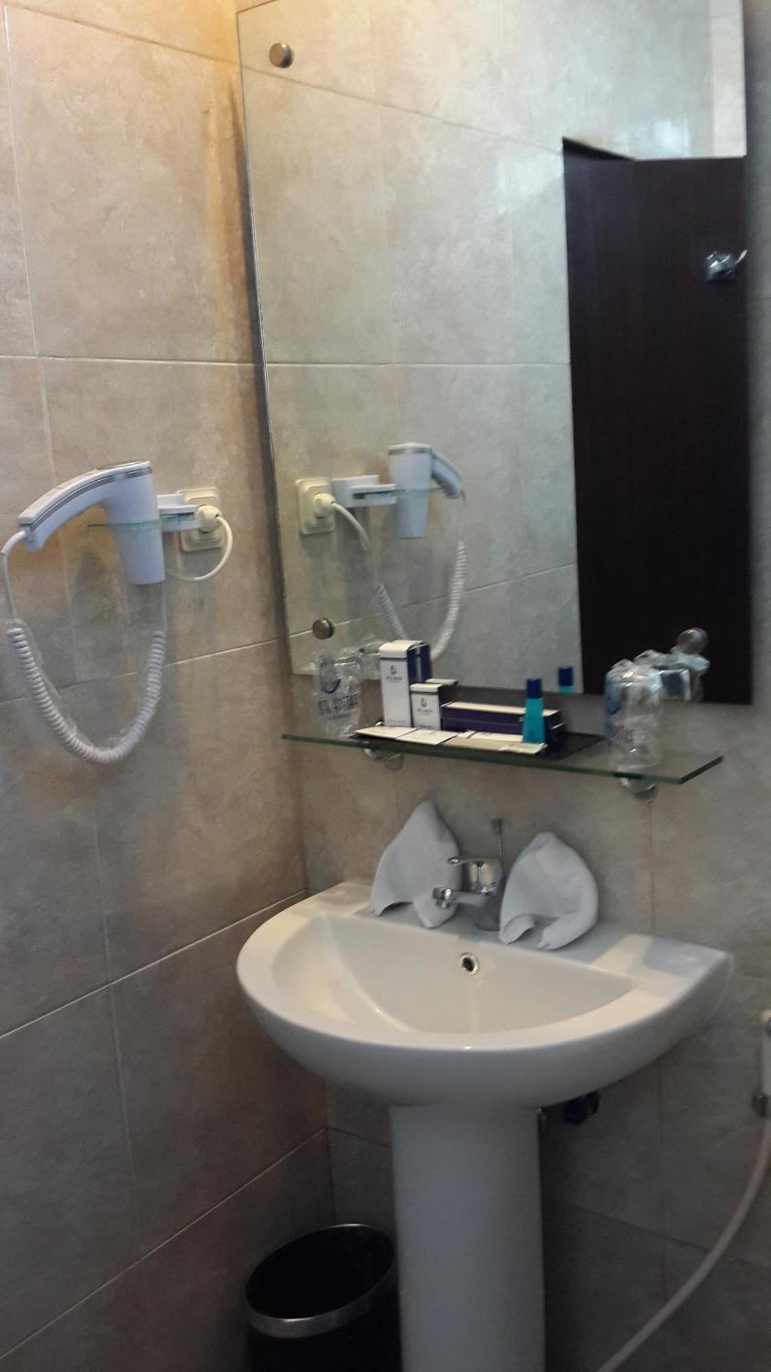 Hotel Roditha Banjarbaru Банджармасин Номер фото