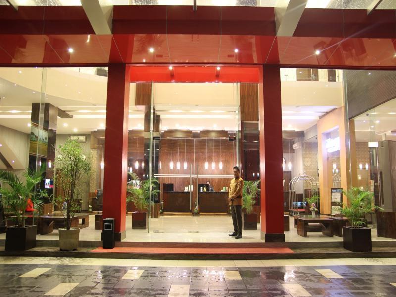 Hotel Roditha Banjarbaru Банджармасин Экстерьер фото